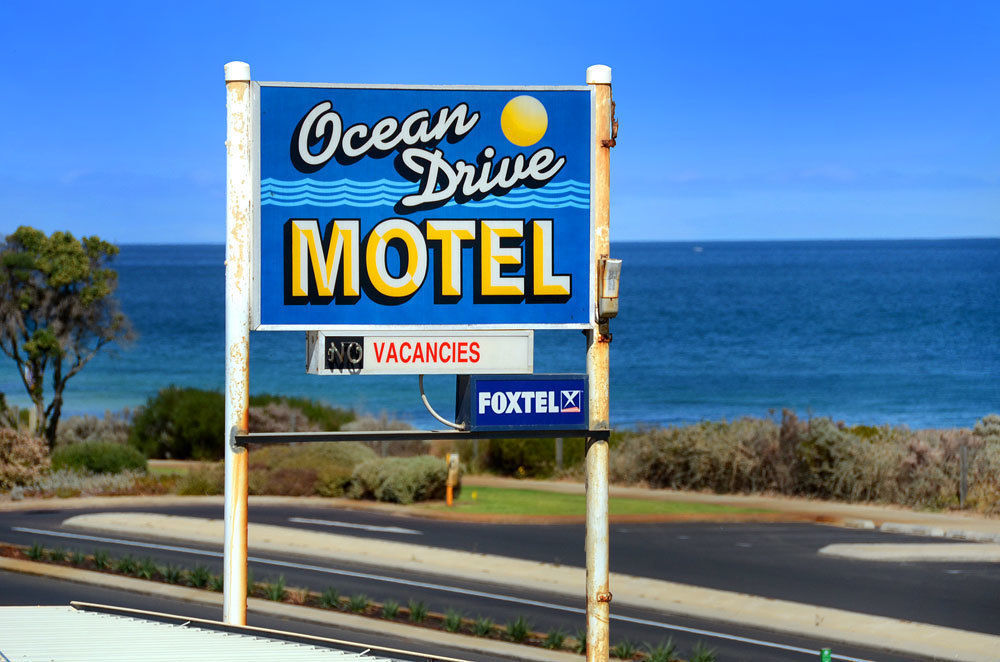 Ocean Drive Motel Банбері Екстер'єр фото